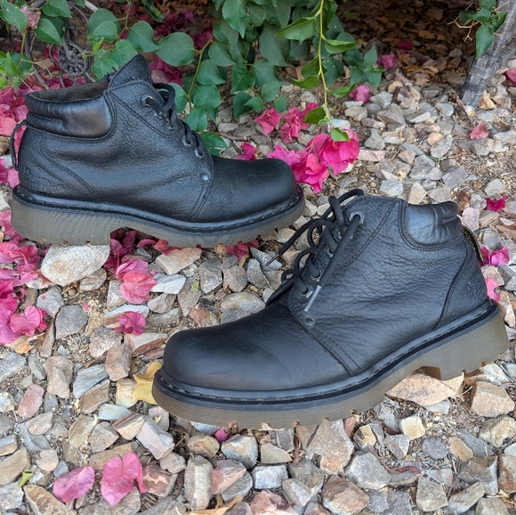 Vintage Dr. Martens 8A23 CK D 06 0200435219 – Made in England Men’s Size 10 - 43